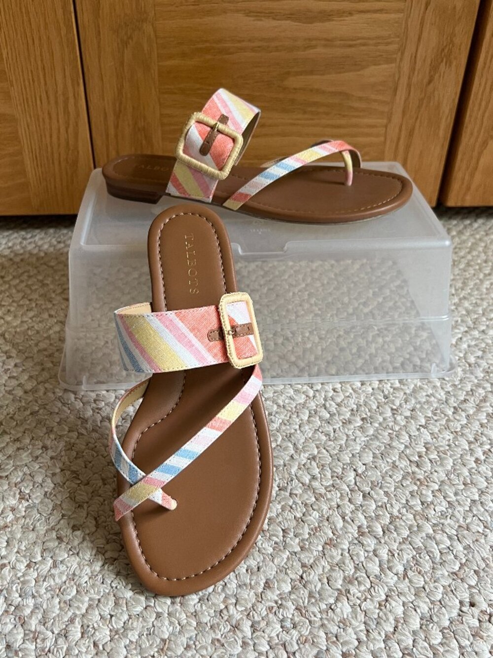 TALBOTS -- Gia Buckle Palm Stripe Sandal -- Excellent Condition